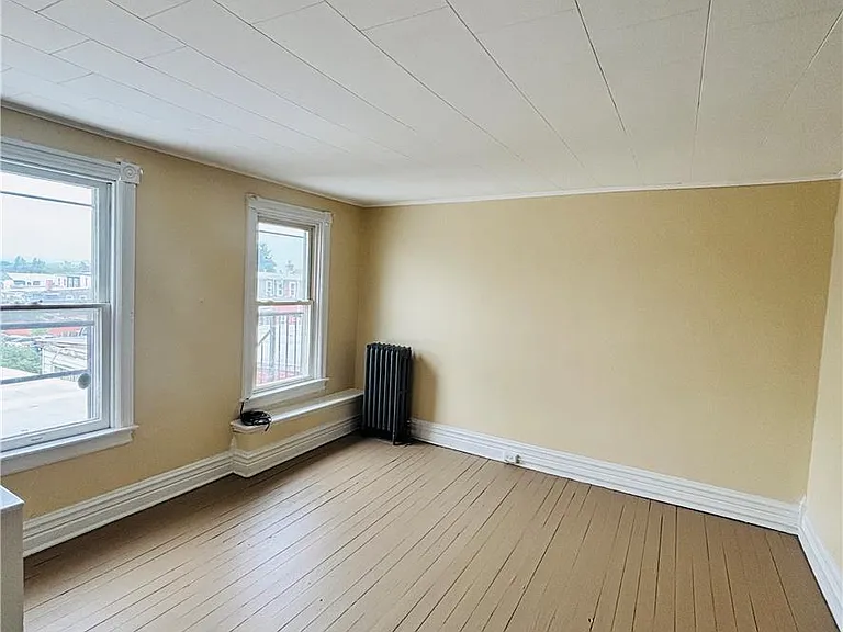 1517 W Turner St — Photo 9