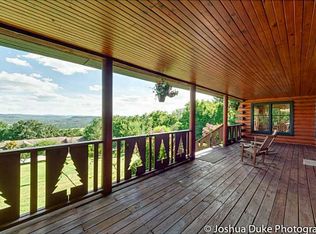 1021 E Lighton Trl, Fayetteville, AR 72701