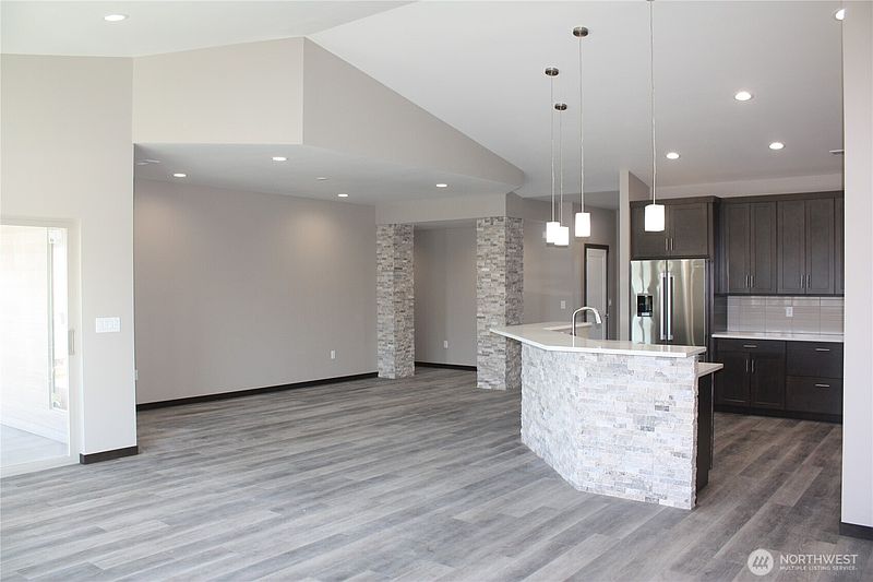 4th image of 3439 Blue Heron Lane