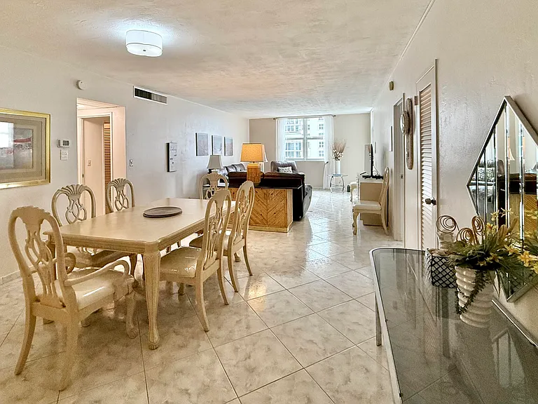 4250 Galt Ocean Dr #14T — Photo 28