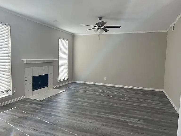 Building Photo - 3035 Brookshire Dr