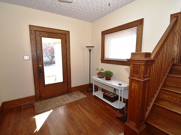 5th image of 258 E Kyger St