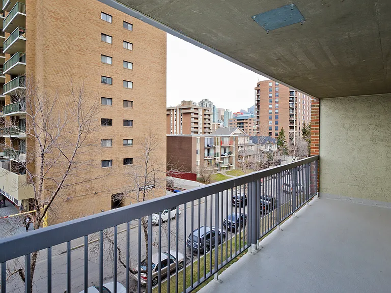 1339 15th Ave SW — Photo 23