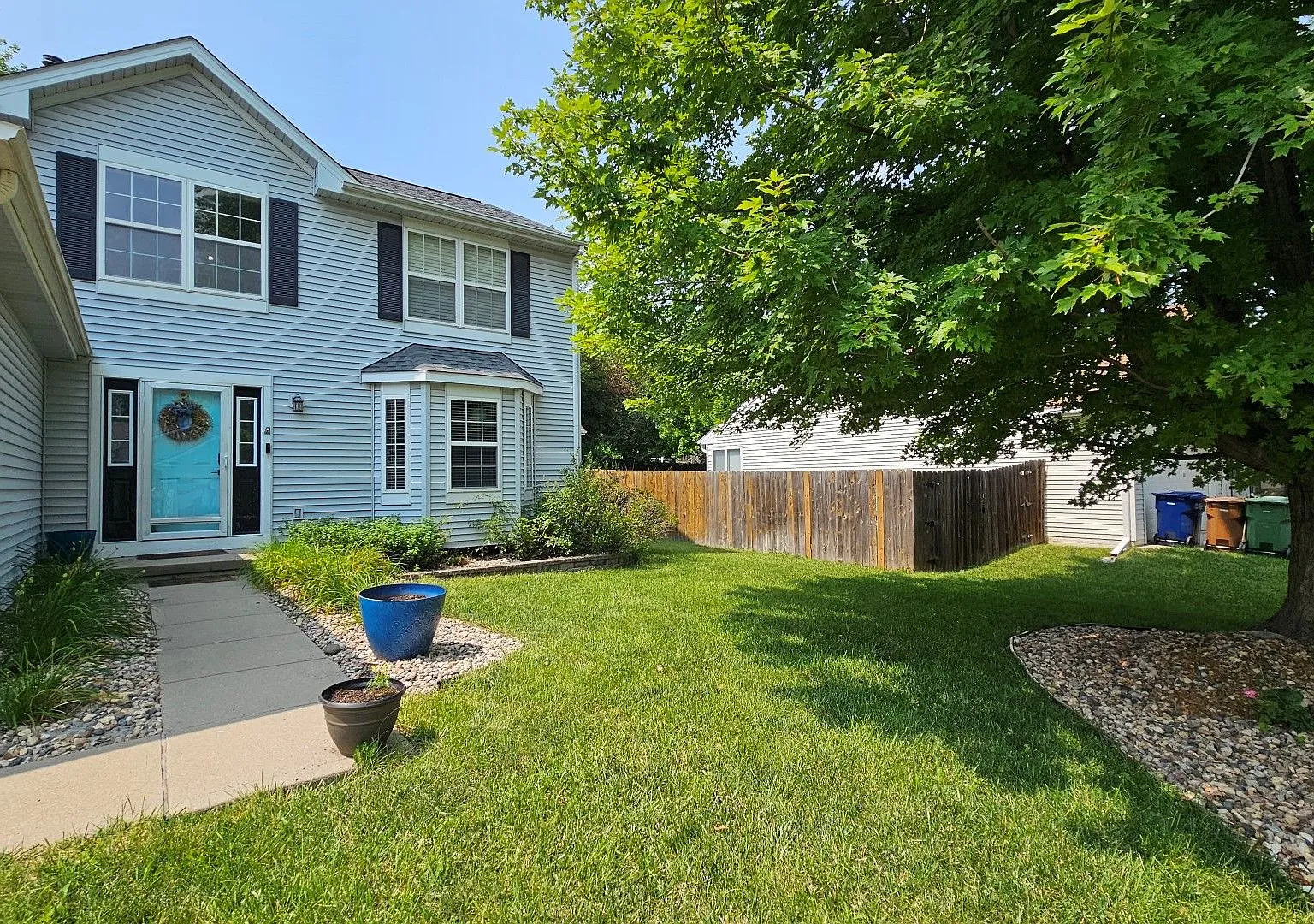 Home For Rent Bellevue. — Photo 2