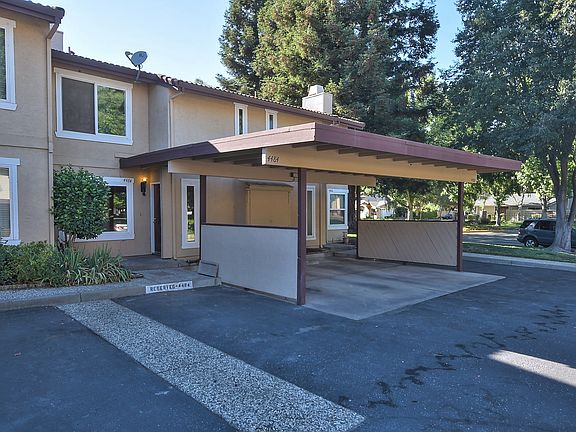 4th image of 4484 Del Valle Pkwy