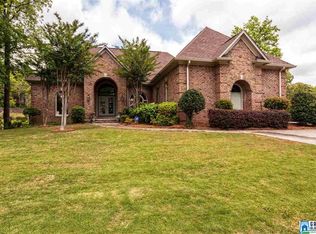 3340 N Woodridge Rd, Mountain Brook, AL 35223