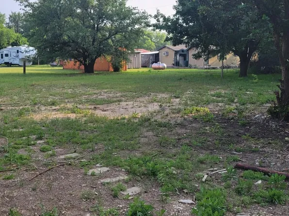 119 Shoshone Dr, Gordonville, TX 76245