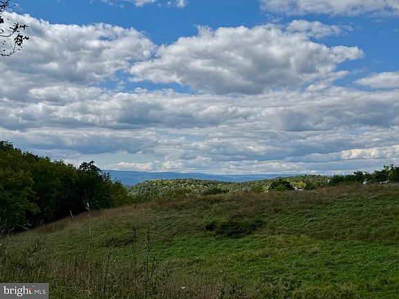 3rd image of 1030 Kites Rd