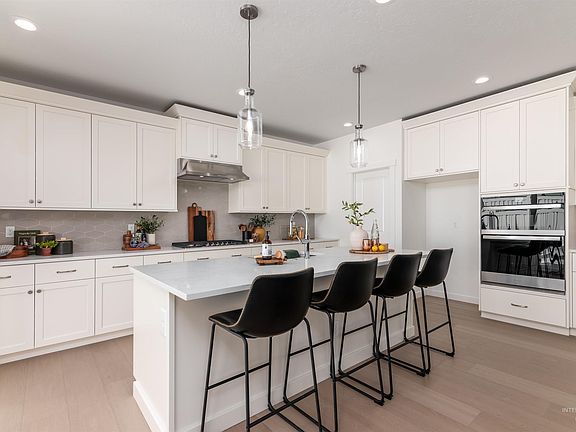 6th image of this home