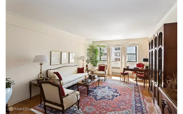 Sold by Douglas Elliman | media 12