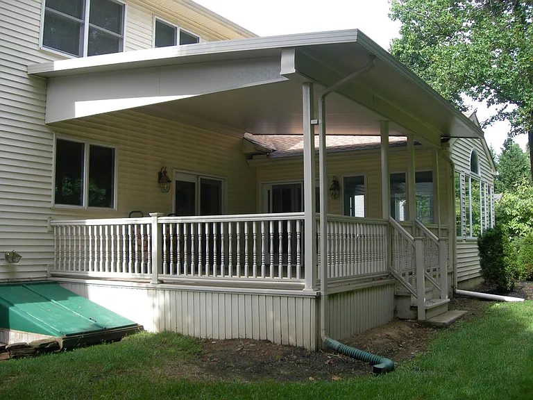 Large covered deck.