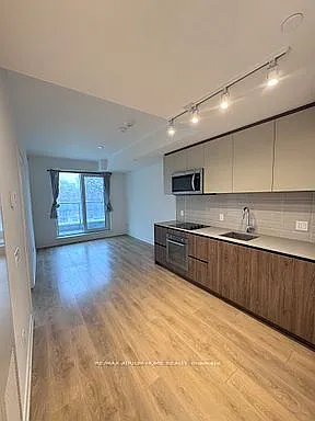 150 Logan Ave #433 — Photo 5