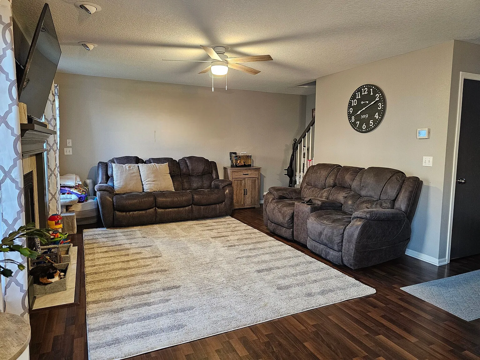 3 bed, 2.5 bath, 1461 sqft, $2,250 — Photo 3