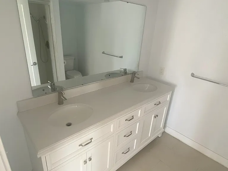 7742 Camino Noguera #7742 — Photo 9