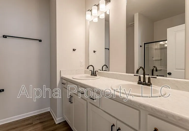 12 Lone Cypress St — Photo 22