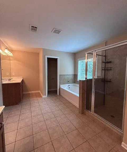308 Fieldhouse Cir SW — Photo 34