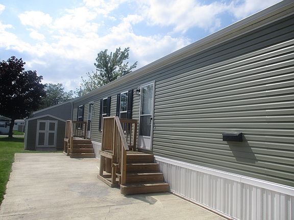 2nd image of 4925 Genesse St #366S