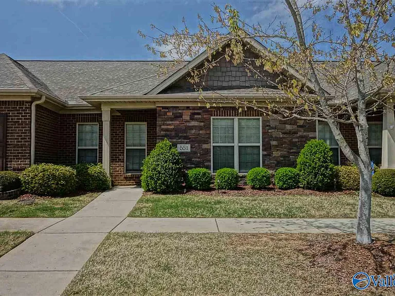 551 W Mossyleaf Dr — Photo 1