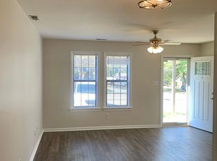 2906 Old Mill Stream Ct, Raleigh, NC 27610