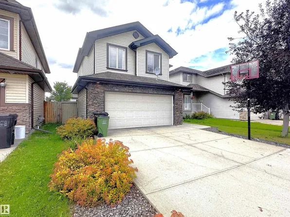 3756 13th St NW, Edmonton, AB T6T 0E5