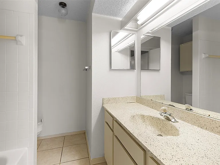 2121 Hepburn St #912 — Photo 18