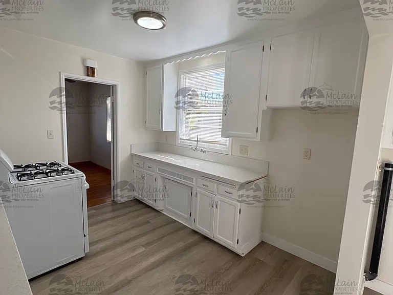 4246 Corinth St — Photo 26