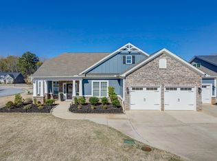 201 Holstein Ct, Fountain Inn, SC 29644