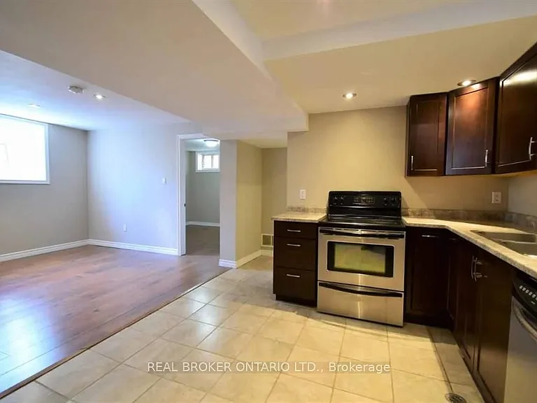 1 Vine St #BASEMENT — Photo 8