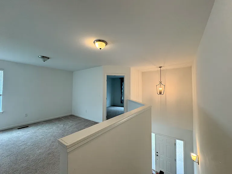 278 Springview St — Photo 40