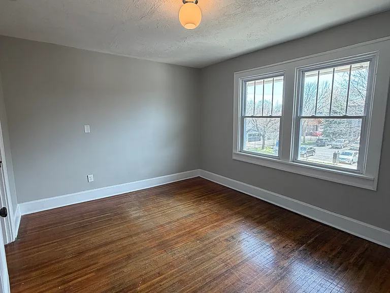 3827 Central Ave — Photo 32