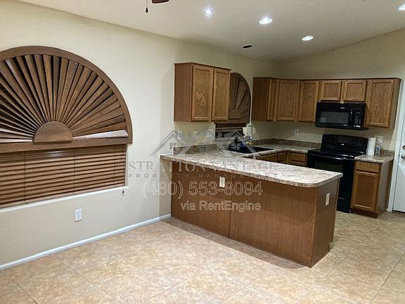 3rd image of 4445 E Amarillo Dr