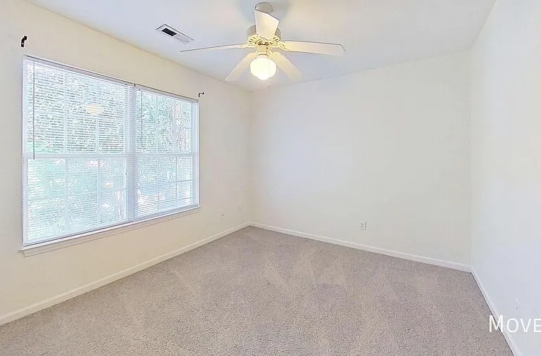307 Saint Rosea Rd — Photo 30