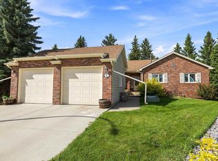 5 Westwood Pl, Spruce Grove, AB T7X1S4