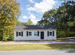 597 Ramoth Church Rd, Fredericksburg, VA 22406