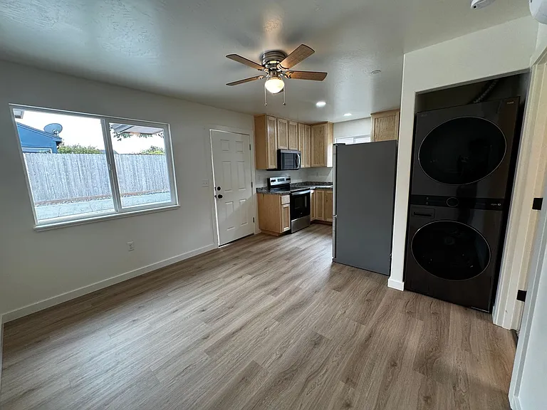 3216 California St — Photo 5