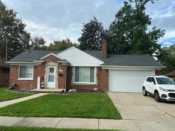 23221 Raven Ave, Eastpointe, MI 48021