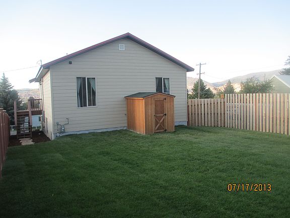 Backyard and shed
