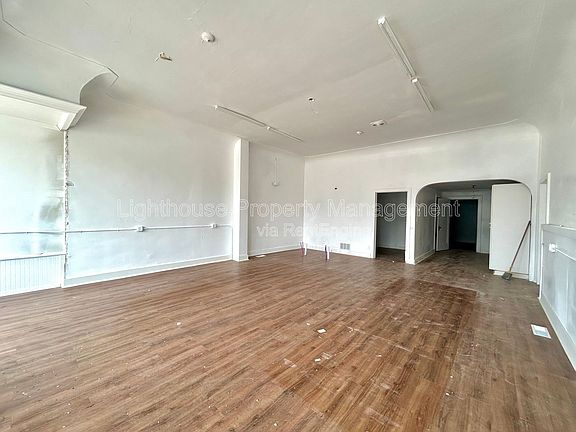 5th image of 1147 3rd St