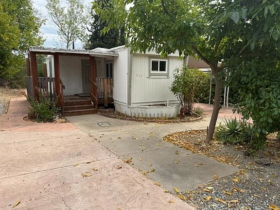 3rd image of 945 Sequoia Cir