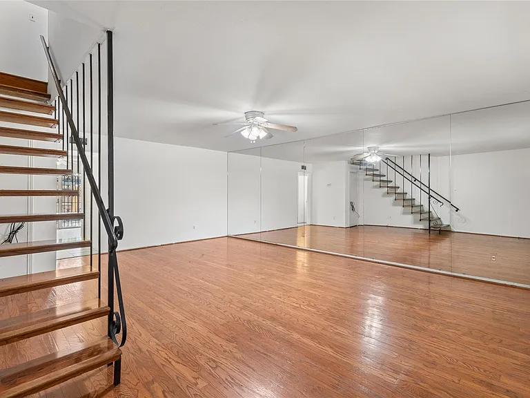 8238 Fondren Rd #8238 — Photo 15