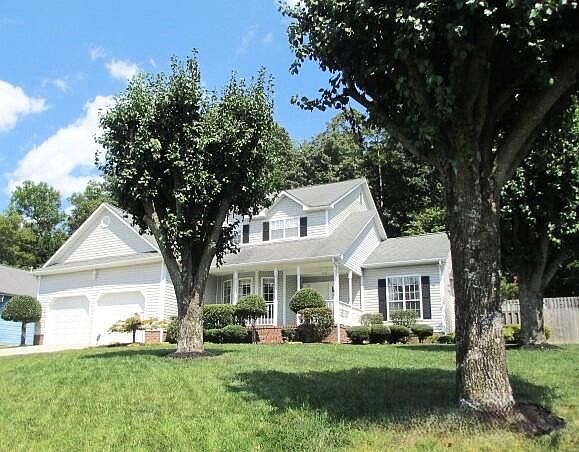 1st image of 214 Valley Breeze Dr