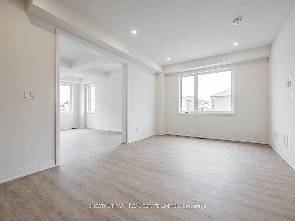 4 bed, $4,000 — Photo 4