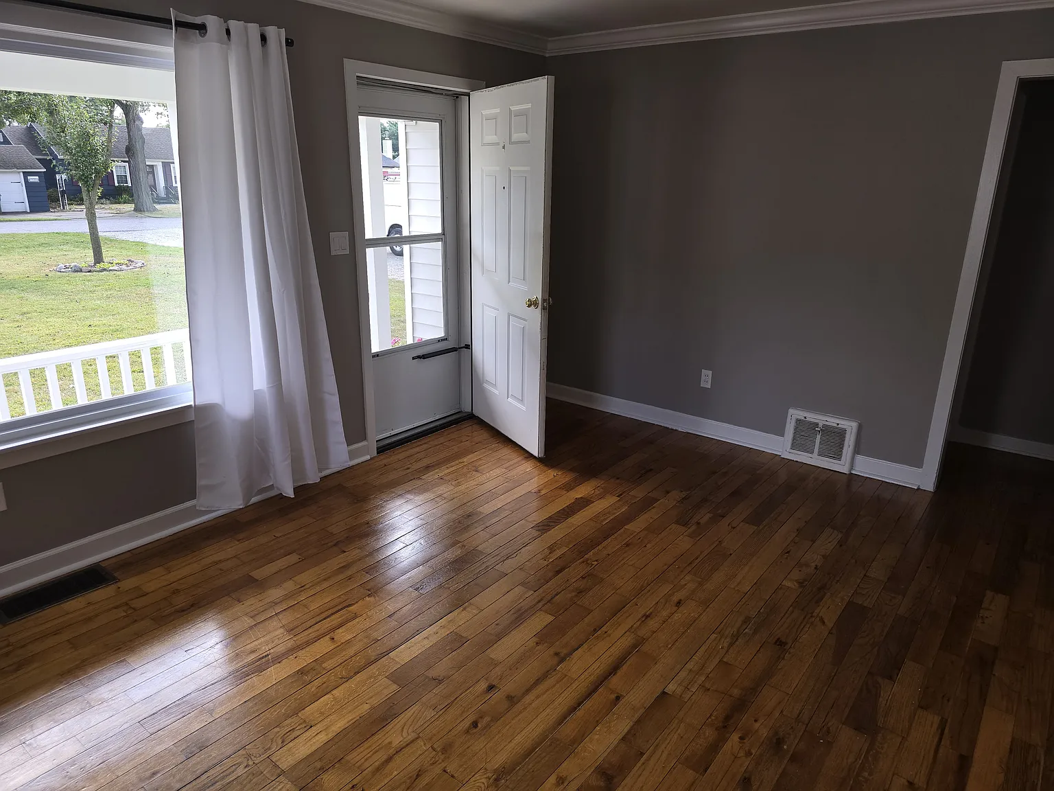 2 bed, 800 sqft, $1,700 — Photo 4