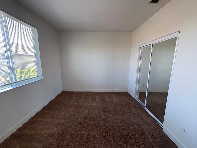 100 Mount Adams Cir — Photo 28