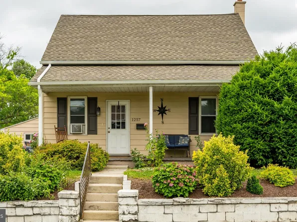 1257 E Newport Rd, Lititz, PA 17543