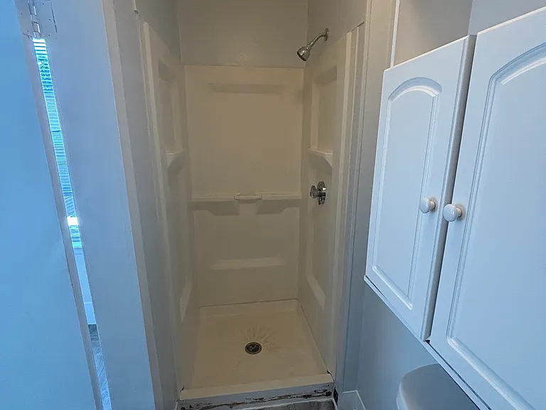 10 Howard St — Photo 8