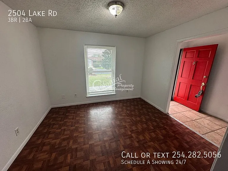 2504 Lake Rd — Photo 6