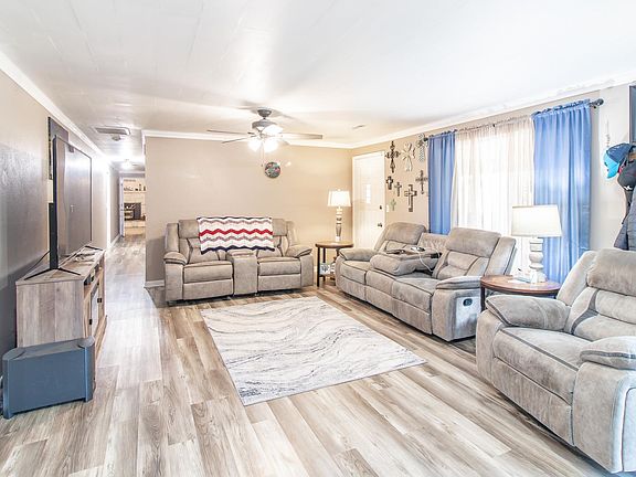 4th image of 1150 SE 140p Rd