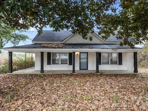 2821 Old Fairground Rd, Angier, NC 27501