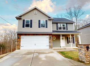 28 Grady Dr, Huntington, WV 25705